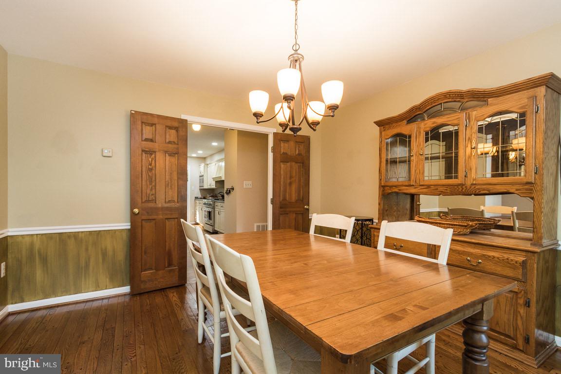 7722 Modisto Lane Springfield, VA 22153 - Photo 10 of 40 Gallery Image 10