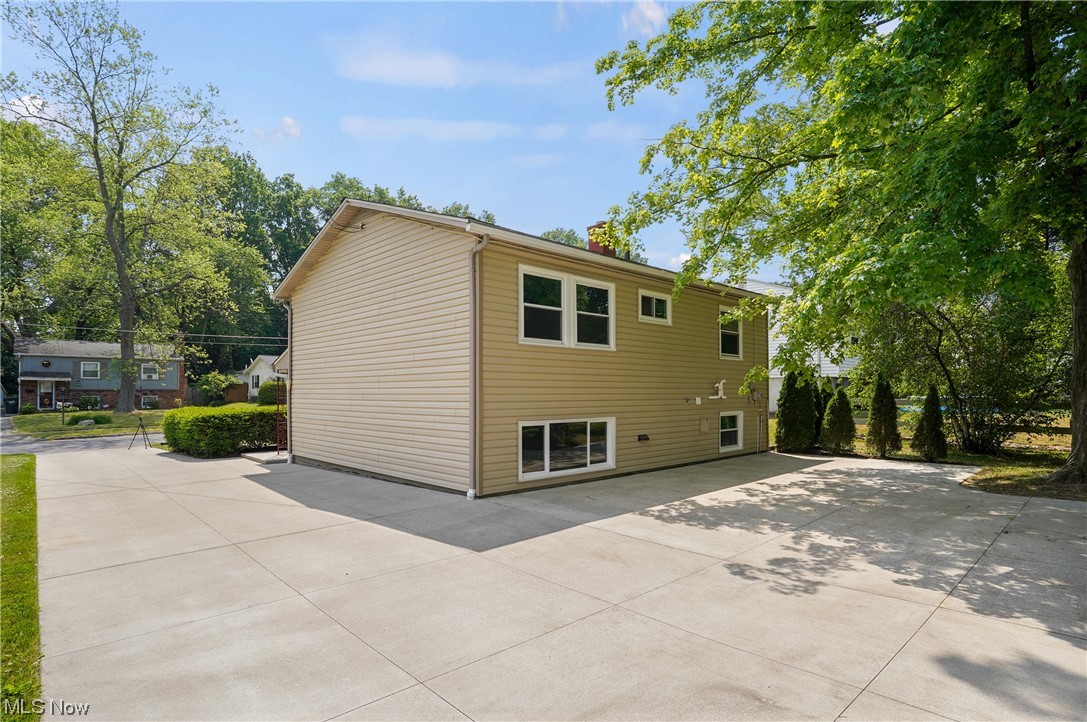 3690 North Santom Road Stow, OH 44224 - Photo 23 of 34 Gallery Image 23
