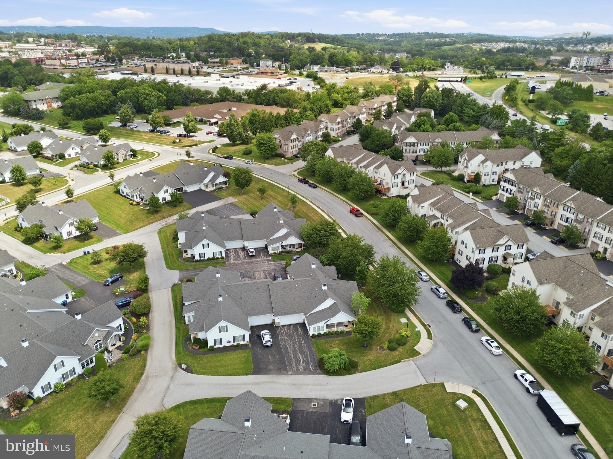 2164 Knob Hill Road York, PA 17403 - Photo 43 of 46 Arial 6