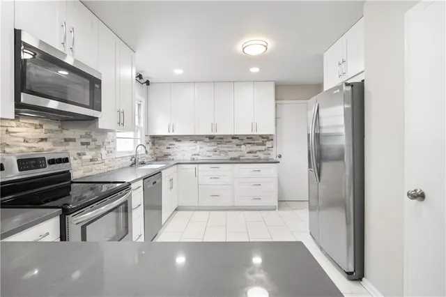 $254,000 | 10104 Cambridge Avenue, Kansas City, MO 64134