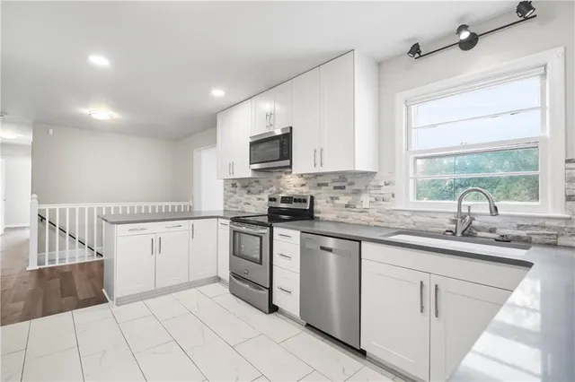 $254,000 | 10104 Cambridge Avenue, Kansas City, MO 64134