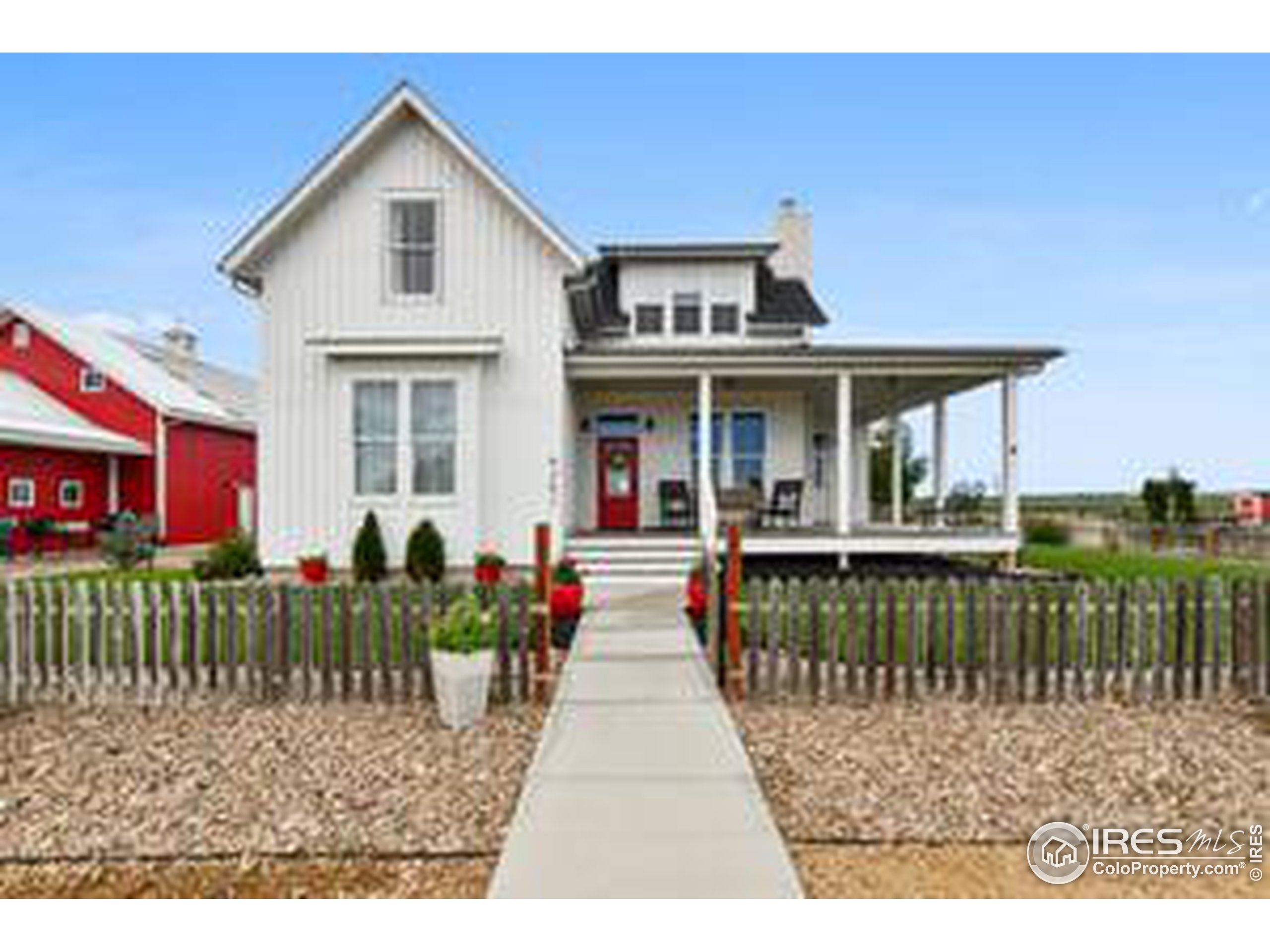 6261 County Road 41 Fort Lupton, CO 80621 - Photo 1 of 40 a view of a house with a balcony