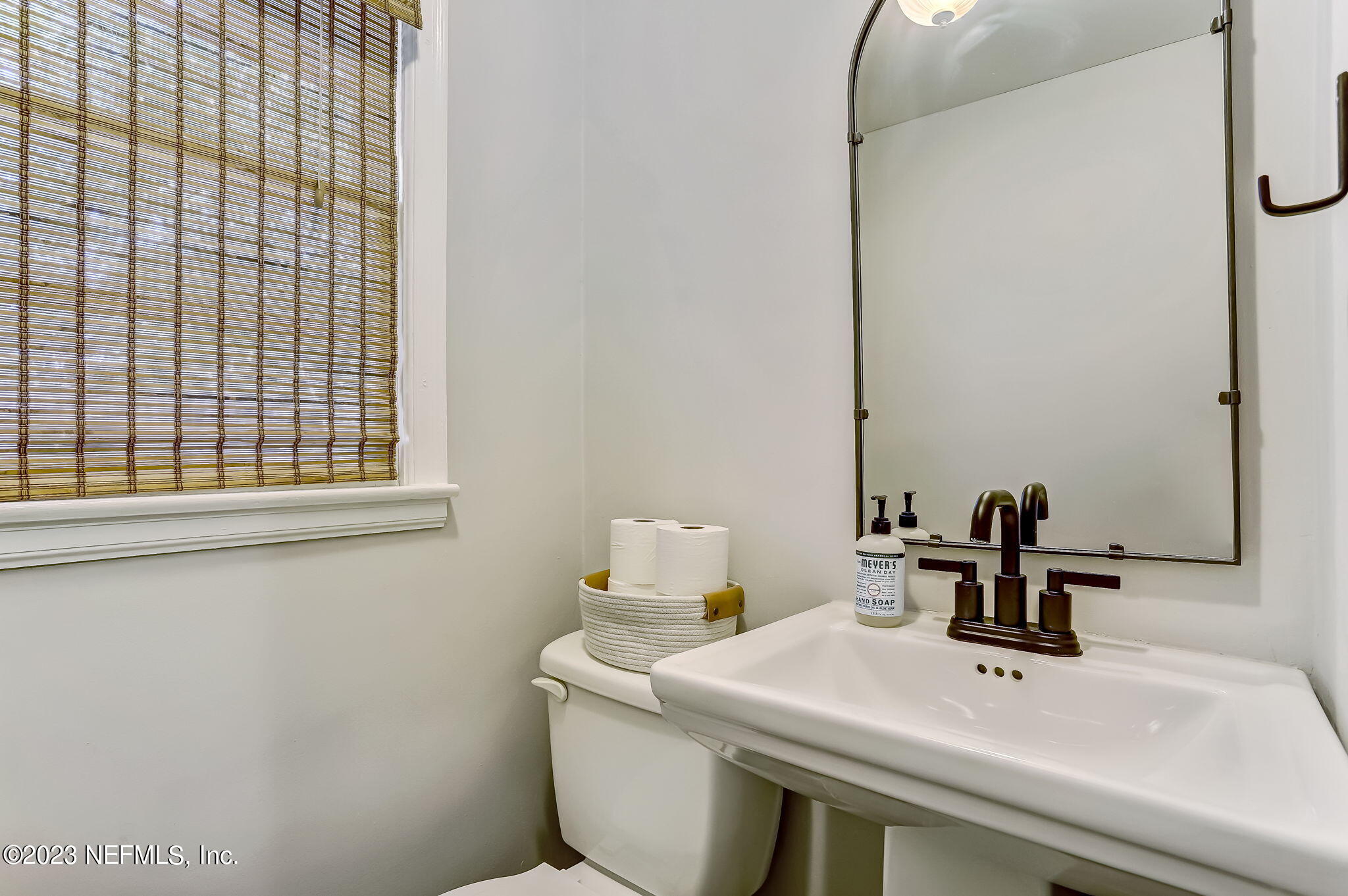 4173 Birmingham Road Jacksonville, FL 32207 - Photo 12 of 23 Half bath