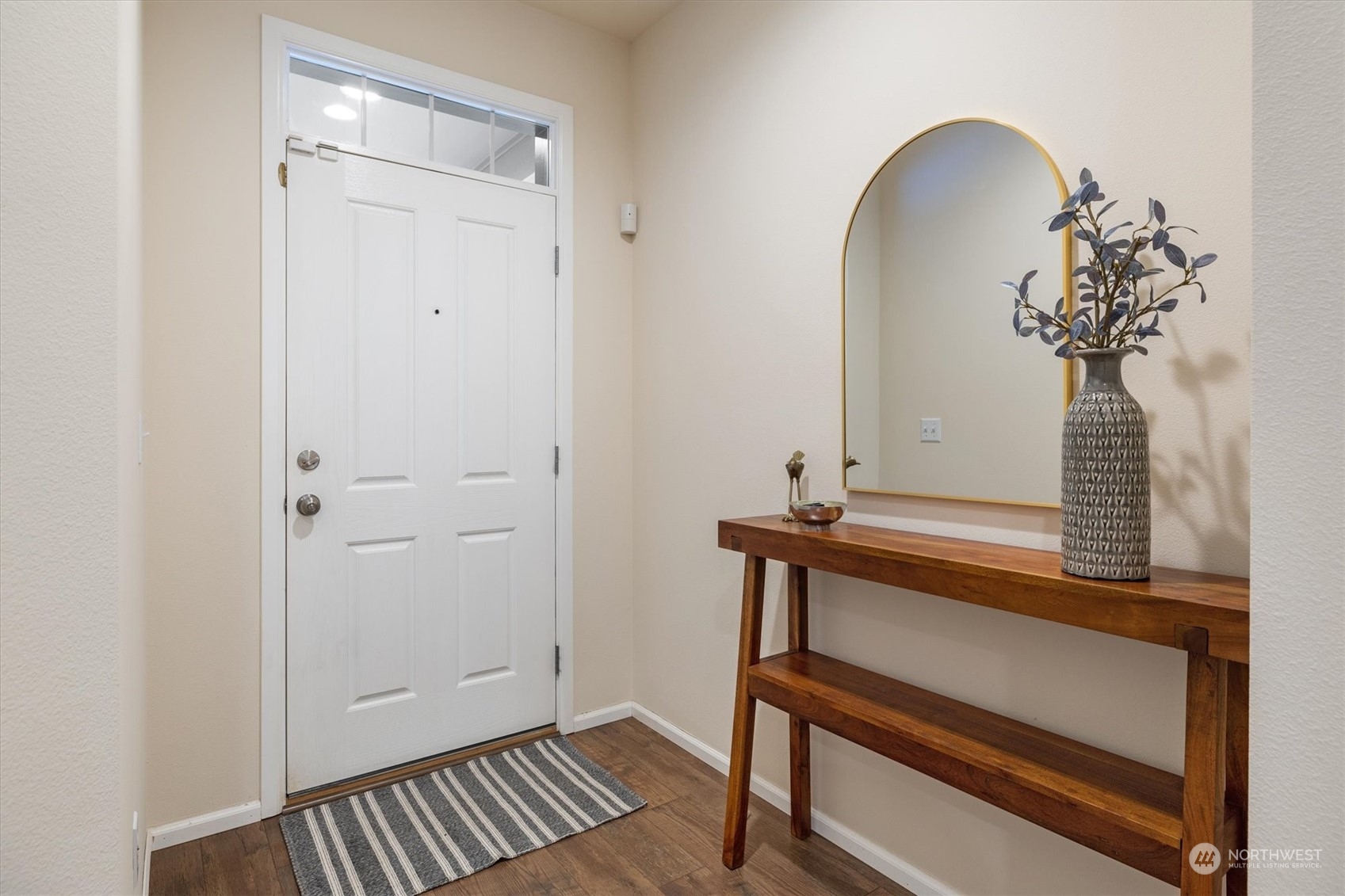 16023 35th Park Southeast Bothell, WA 98012 - Photo 3 of 34 a view of room with a potted plant