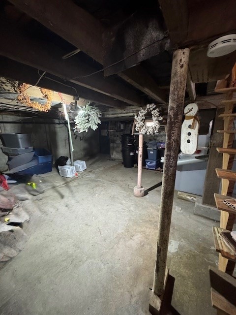 26 Glenwood Road, Unit 26 Rutland, MA 01543 - Photo 16 of 16 a view of a room with gym equipment