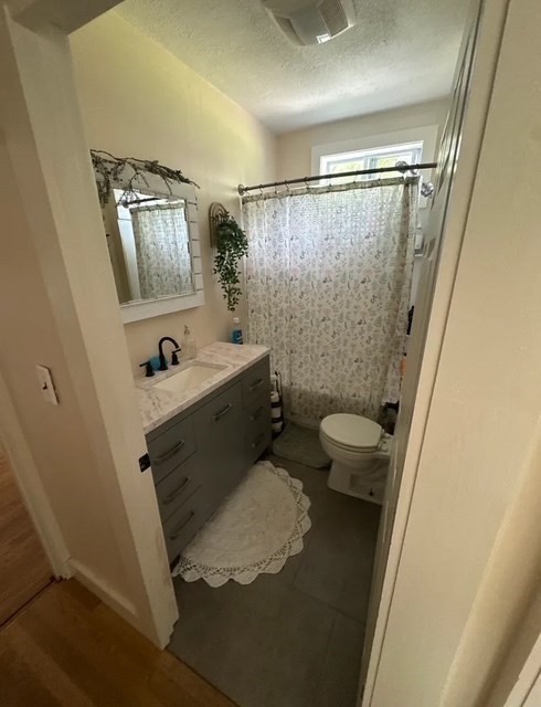 26 Glenwood Road, Unit 26 Rutland, MA 01543 - Photo 9 of 16 a bathroom with a sink toilet and shower