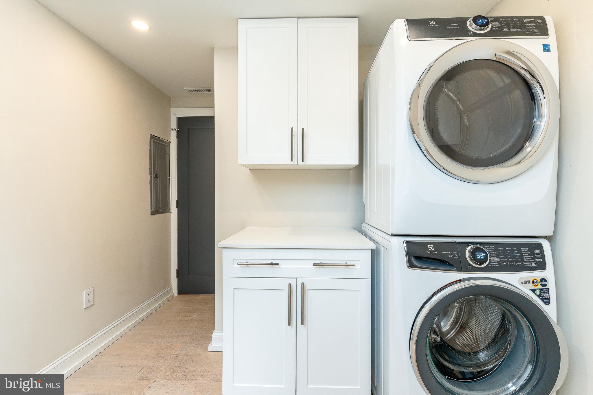 908 Spruce Street, Unit 10 Philadelphia, PA 19107 - Photo 15 of 41 a view of entryway with washer and dryer