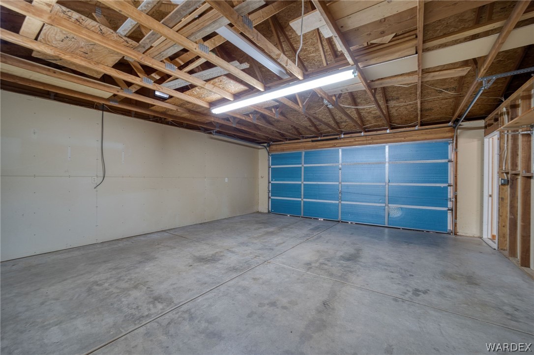 10270 East Blake Ranch Road Kingman, AZ 86401 - Photo 64 of 91 Garage
