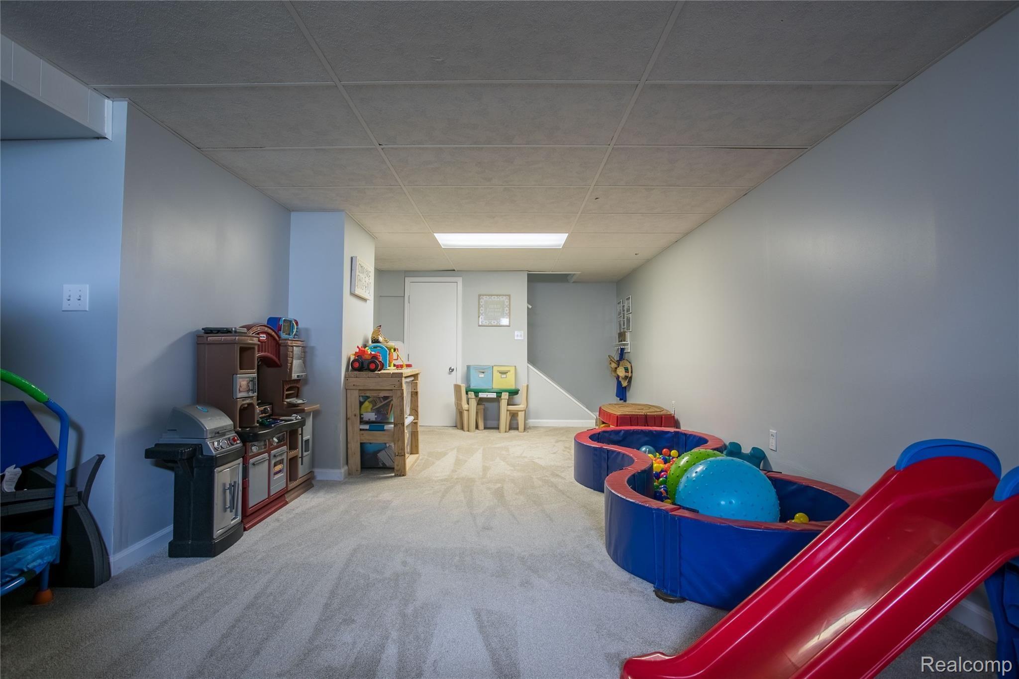 5140 North Georgetown Road Grand Blanc, MI 48439 - Photo 30 of 35 TIDP1401-HDR.jpg