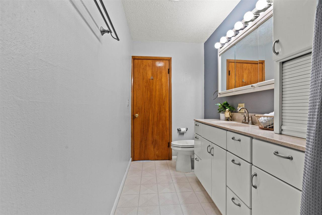718 3rd Street Kalona, IA 52247 - Photo 18 of 33 Gallery Image 18