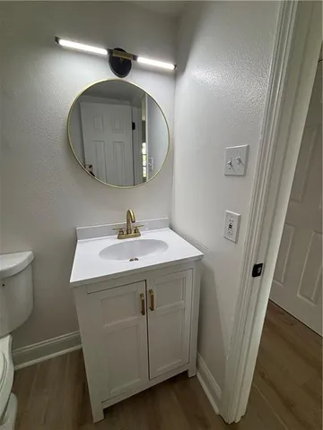 $239,999 | 2121 Colonial Drive, Laplace, LA 70068