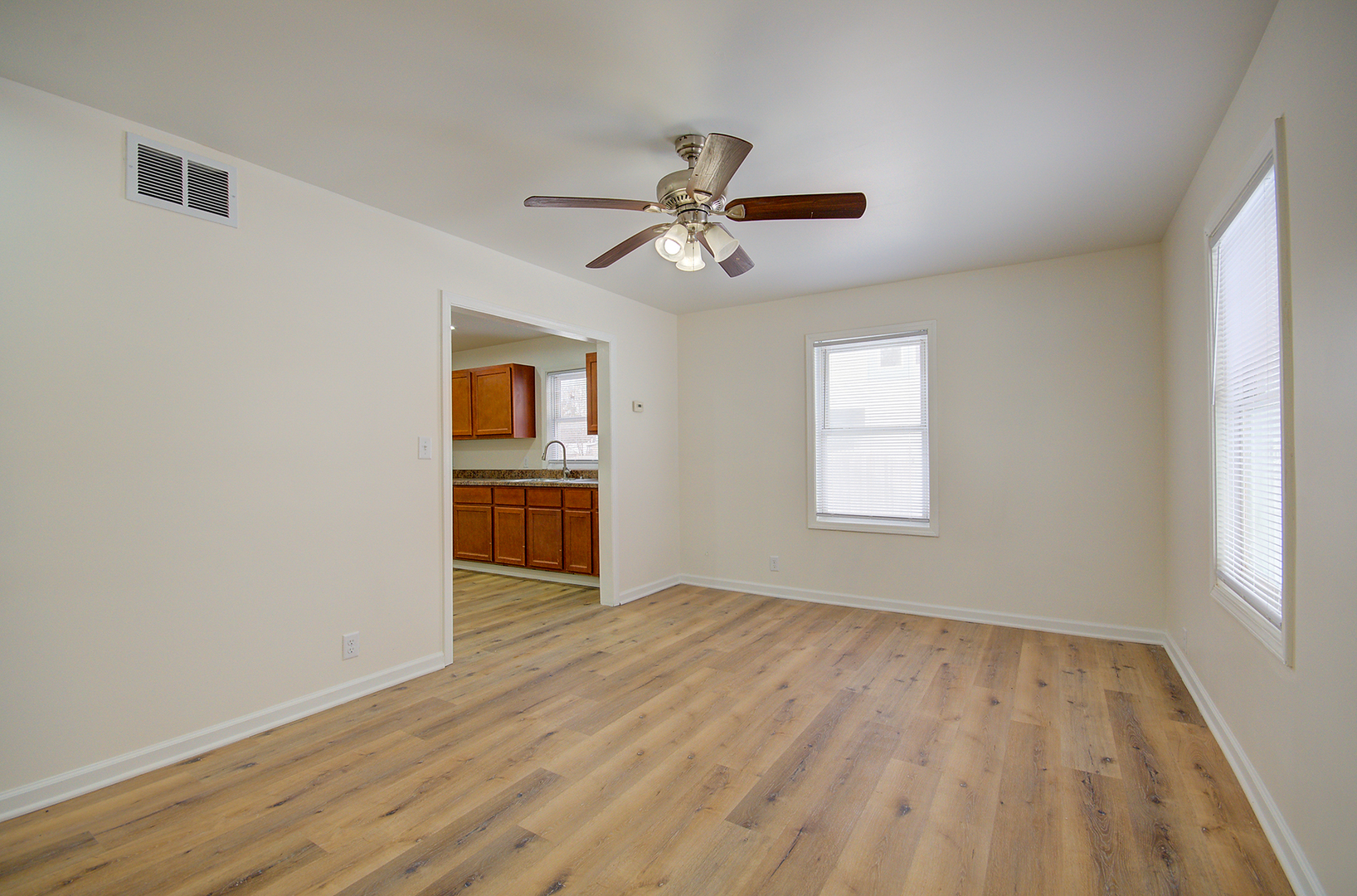 1815 Wilcox Street Crest Hill, IL 60403 - Photo 2 of 17