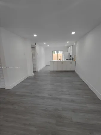 $2,385 | 5435 West 24th Avenue, Unit 14, Hialeah, FL 33016