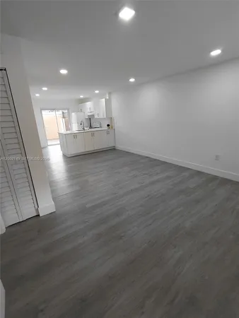 $2,385 | 5435 West 24th Avenue, Unit 14, Hialeah, FL 33016