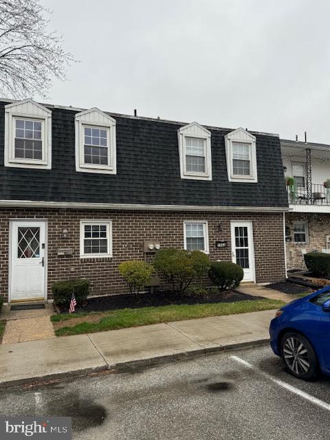 1602 Wogan Road York, PA 17404 - Photo 3 of 24