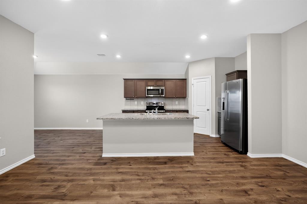 408 Saw Mill Road Royse City, TX 75189 - Photo 8 of 39