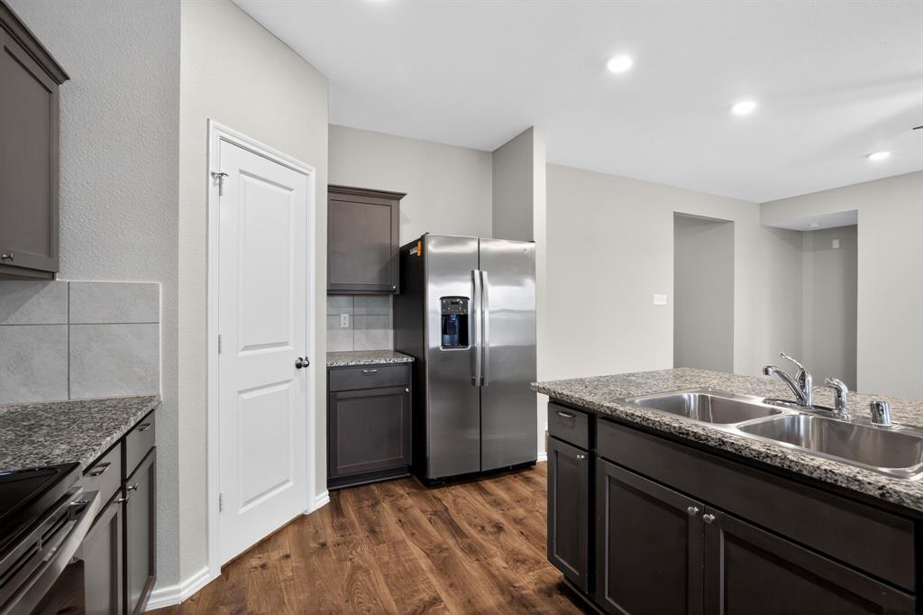 408 Saw Mill Road Royse City, TX 75189 - Photo 9 of 39