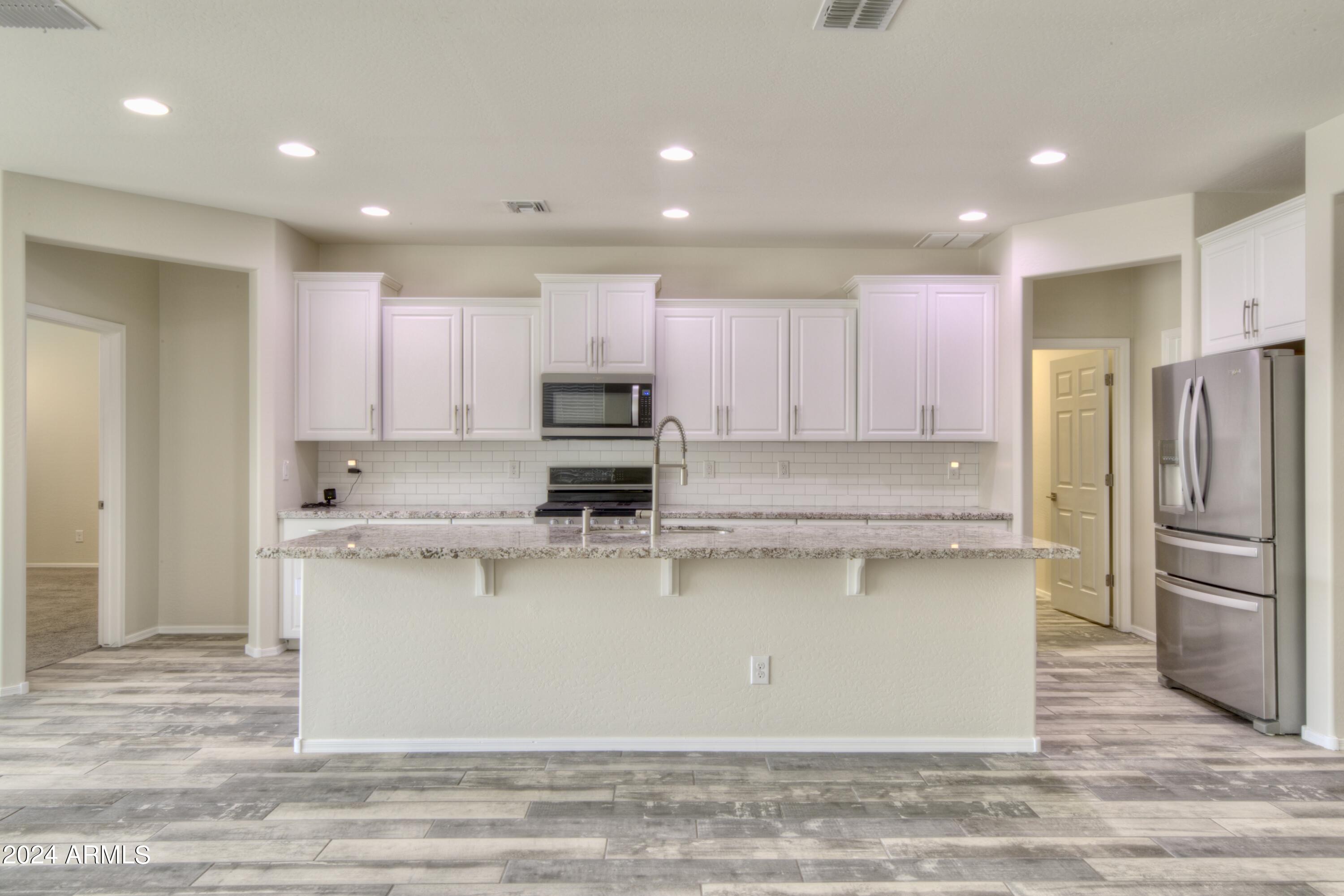 2429 East Beverly Road Phoenix, AZ 85042 - Photo 3 of 24 Beverly Kitchen 1