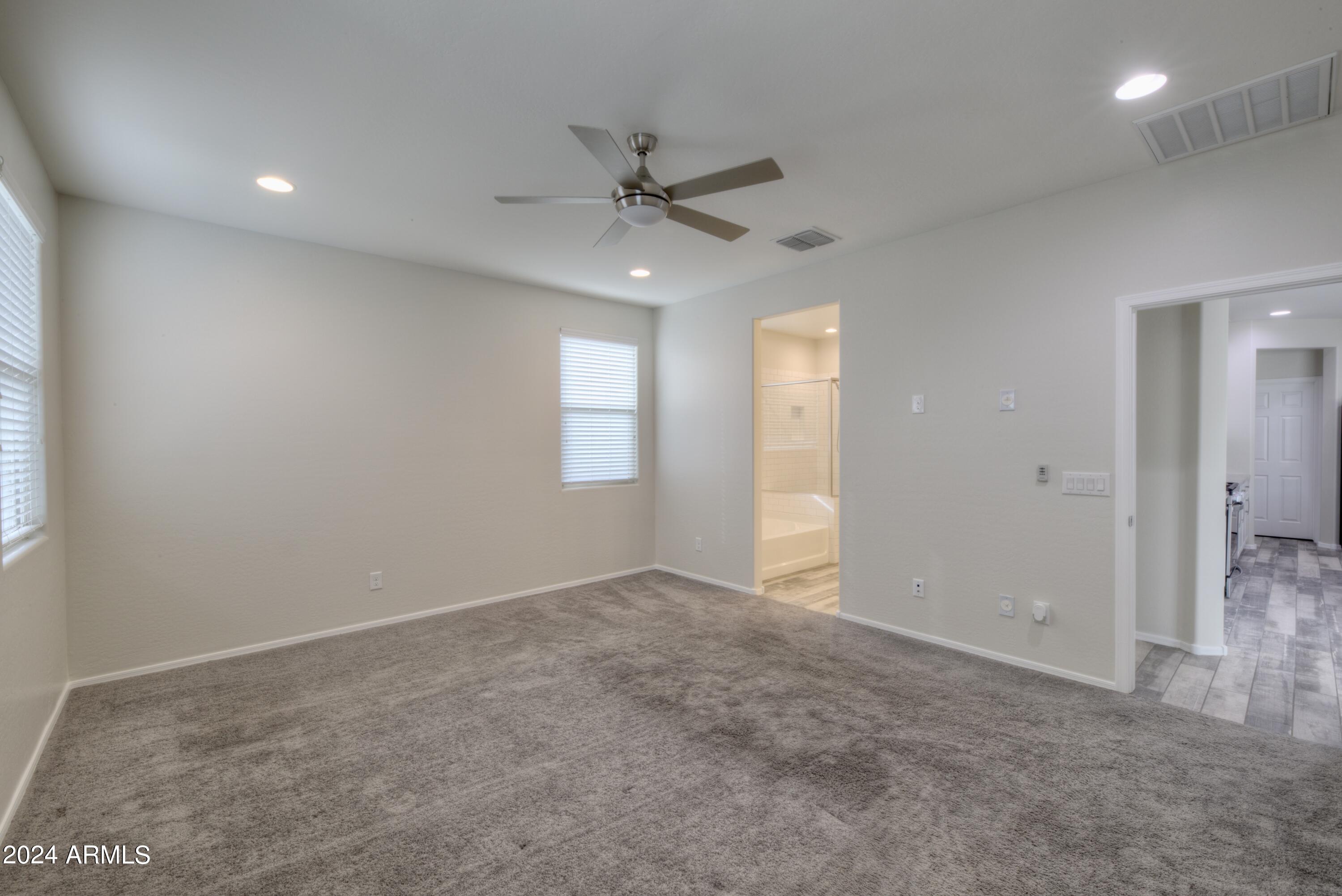 2429 East Beverly Road Phoenix, AZ 85042 - Photo 9 of 24 Beverly Master