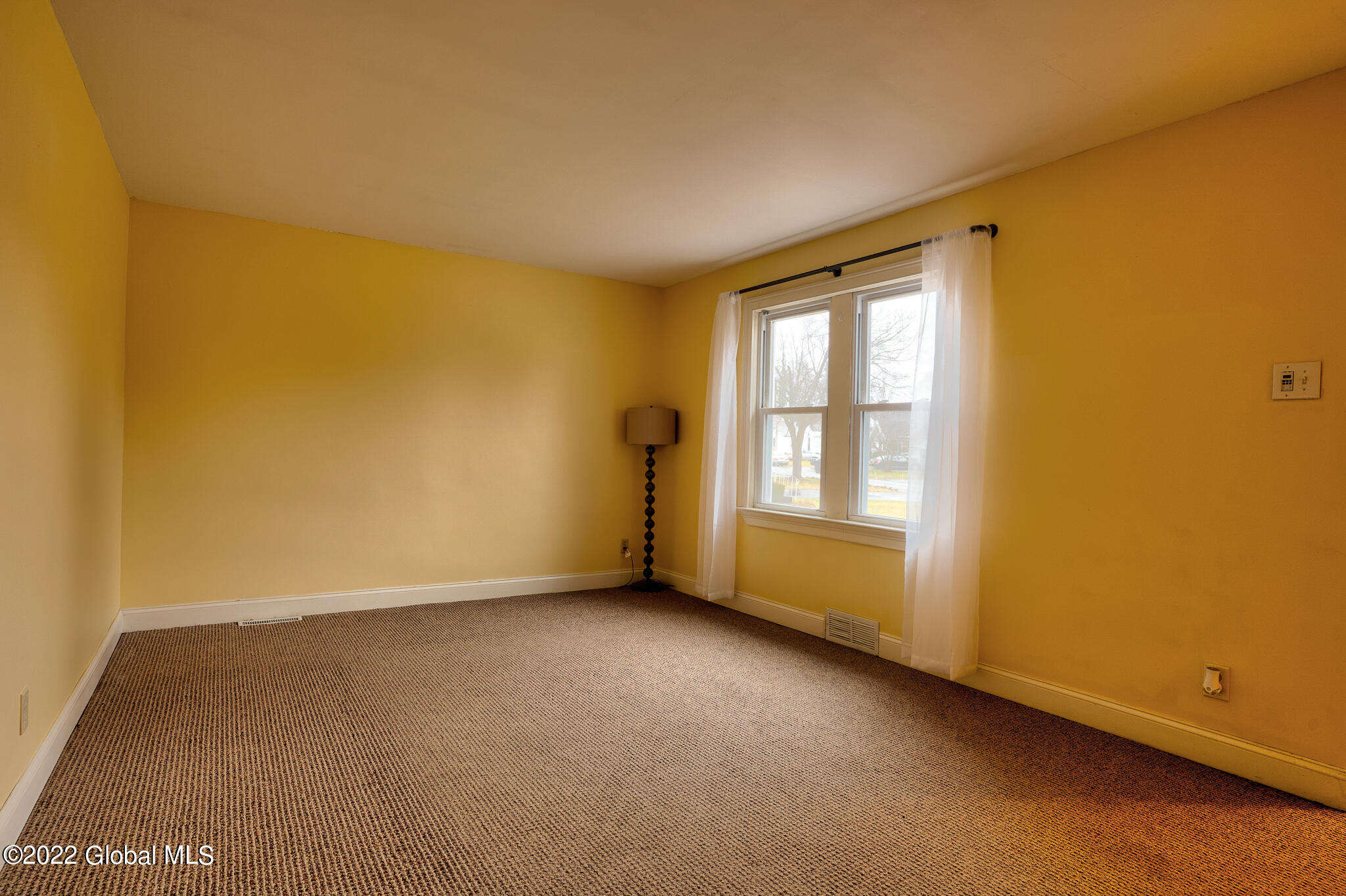 2921 Windermere Road Schenectady, NY 12304 - Photo 13 of 33 DSC08539_40_41HDR