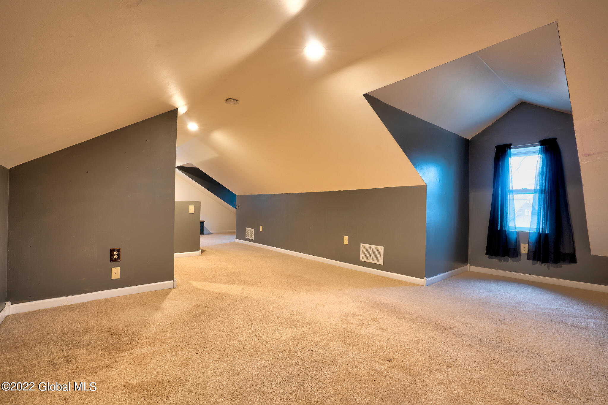 2921 Windermere Road Schenectady, NY 12304 - Photo 24 of 33 DSC08620_1_2HDR