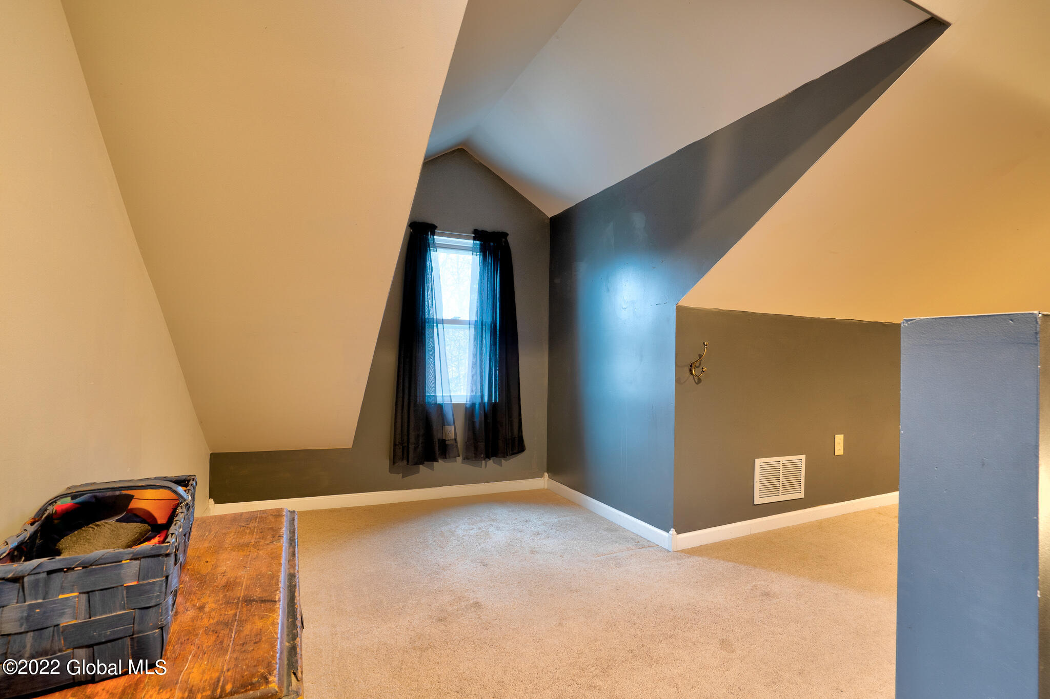 2921 Windermere Road Schenectady, NY 12304 - Photo 26 of 33 DSC08614_5_6HDR