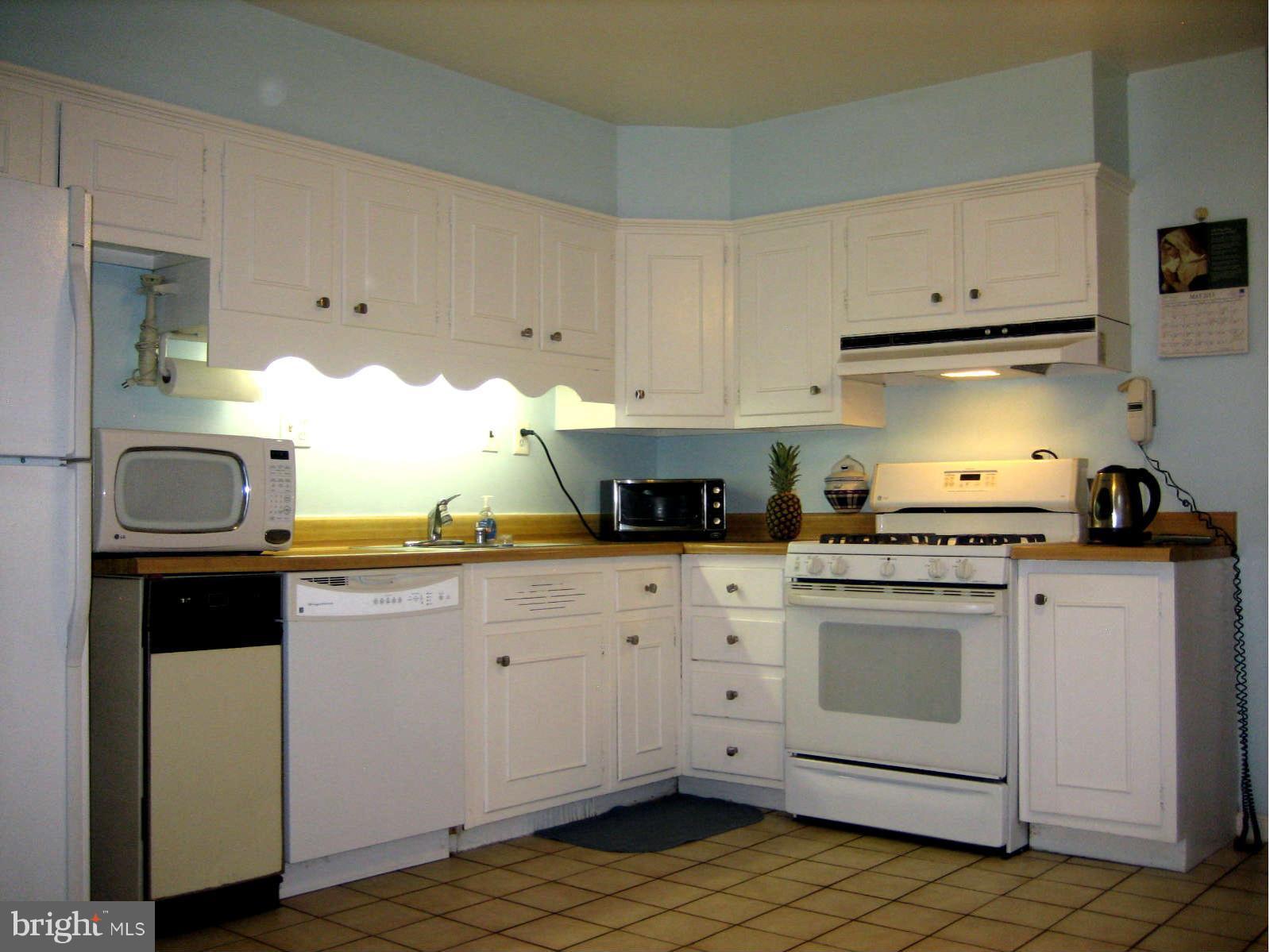 3506 Jeffry Street Silver Spring, MD 20906 - Photo 14 of 17 Kitchen