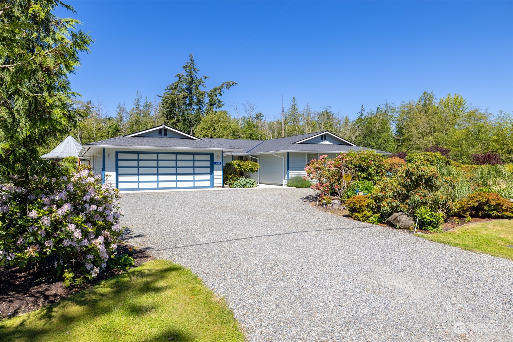 5182 Roney Road Bow, WA 98232 - Photo 2 of 32