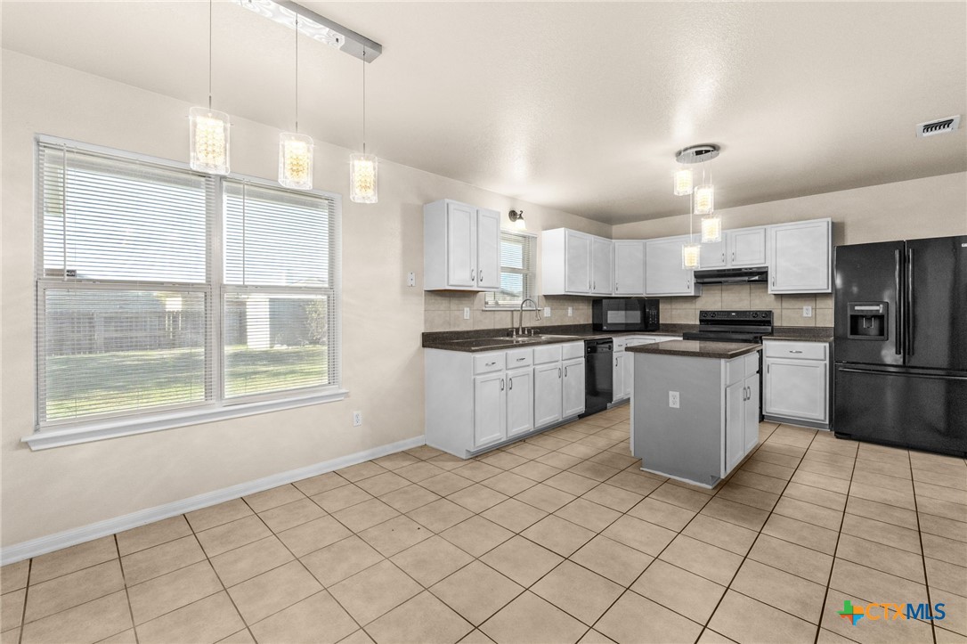 211 Sims Ridge Drive Nolanville, TX 76559 - Photo 5 of 16 Gallery Image 5