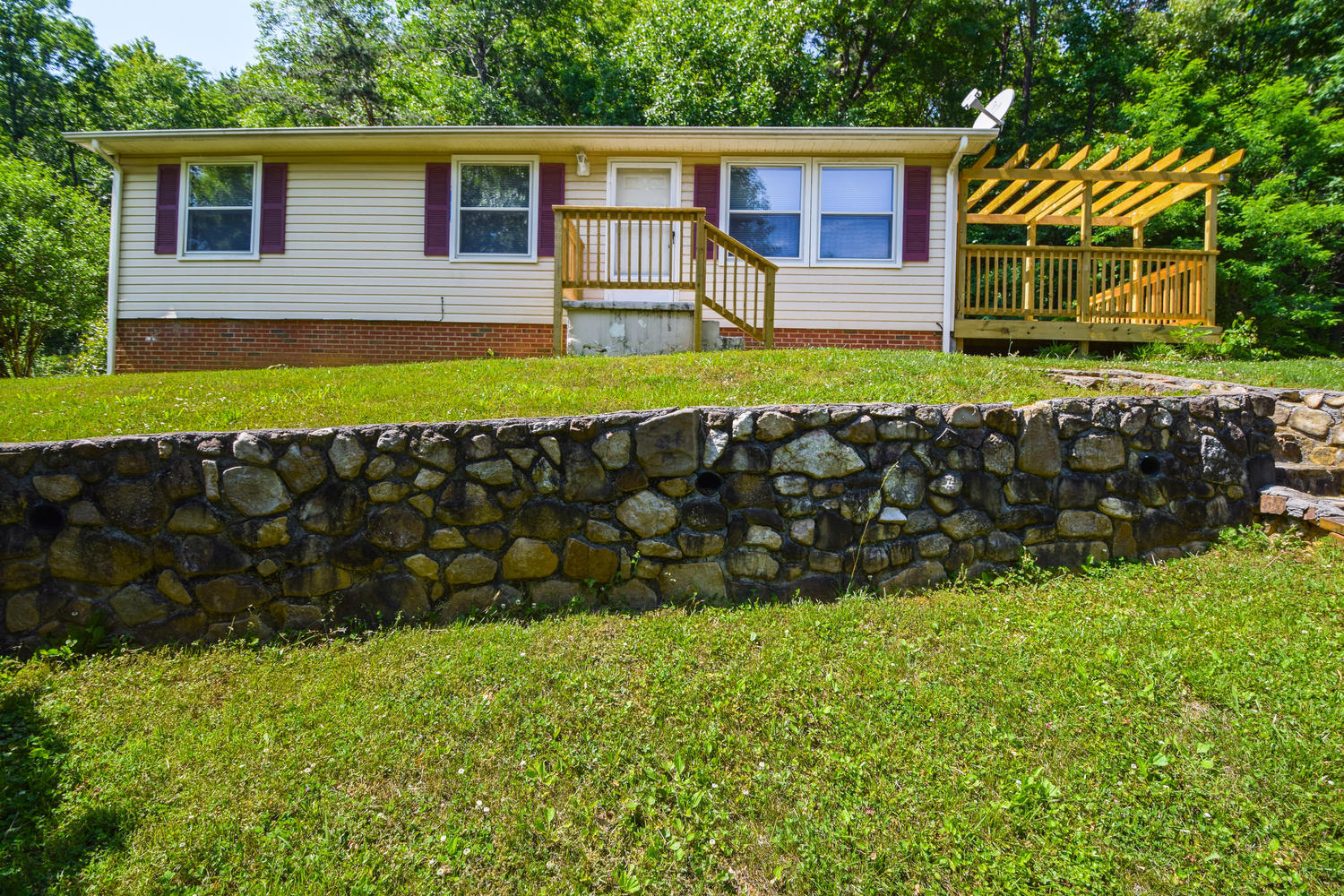 315 Spring Hollow Road Troutville, VA 24175 - Photo 1 of 17 1