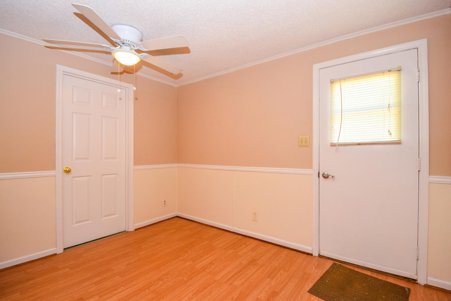 315 Spring Hollow Road Troutville, VA 24175 - Photo 4 of 17 315 Spring Hollow Rd-large-004-4-Photo4-