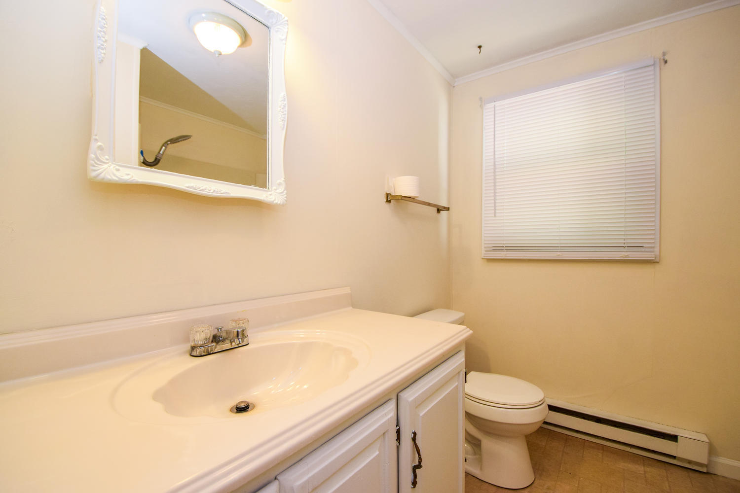315 Spring Hollow Road Troutville, VA 24175 - Photo 10 of 17 315 Spring Hollow Rd-large-010-9-Photo10