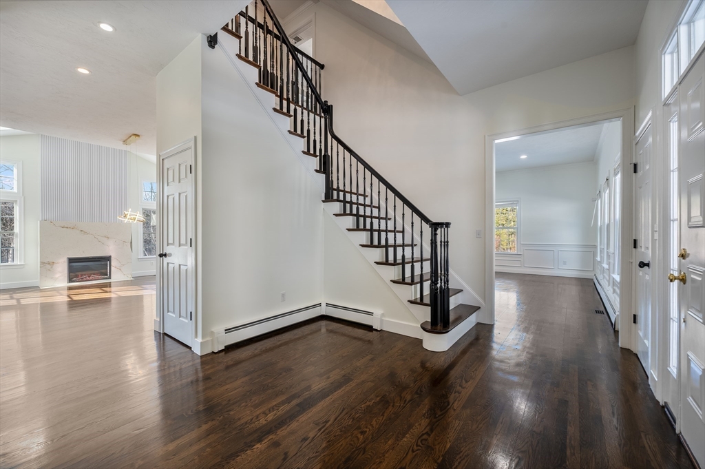 25 Collins Road Berlin, MA 01503 - Photo 4 of 42