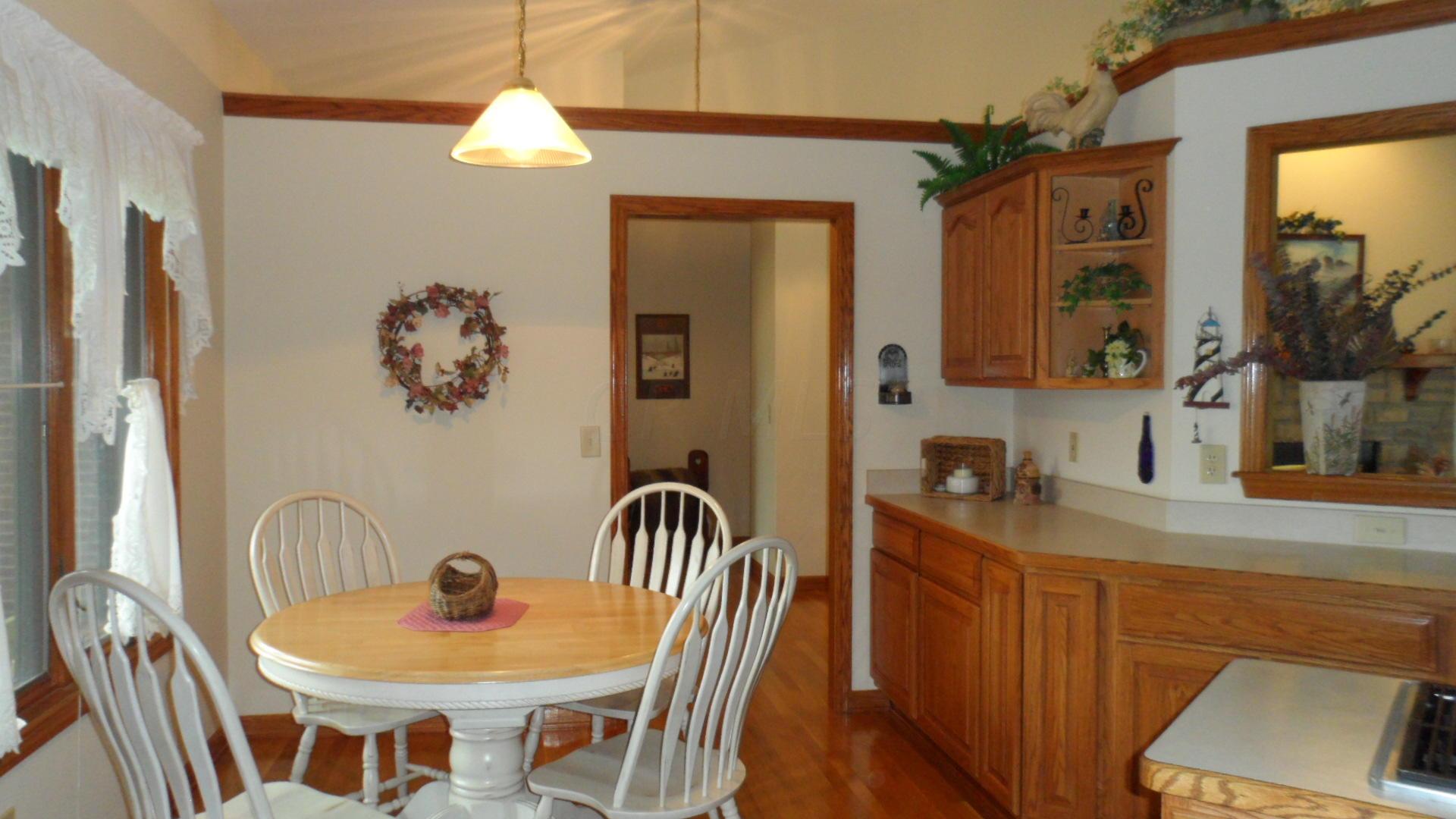 1599 South County Line Road Johnstown, OH 43031 - Photo 9 of 32 Gallery Image 9
