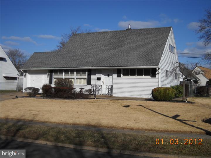 20 Long Loop Road Levittown, PA 19056 - Photo 1 of 25 Gallery Image 1