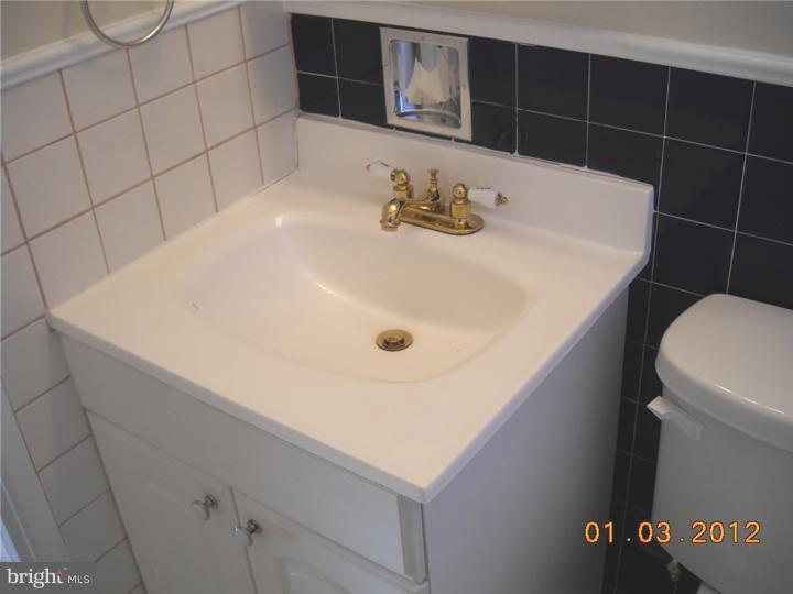 20 Long Loop Road Levittown, PA 19056 - Photo 15 of 25 Gallery Image 15
