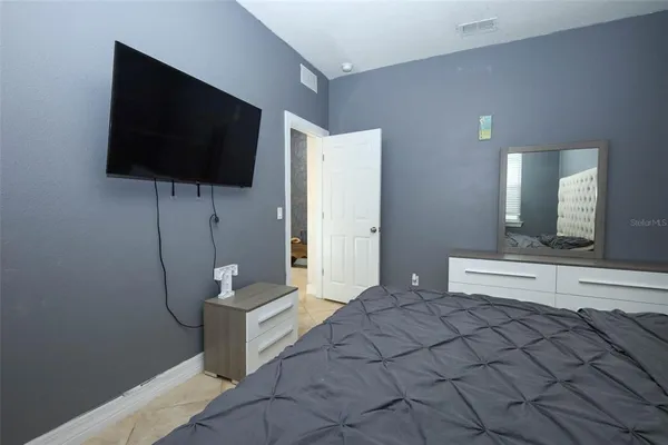 $385,000 | 2190 Bur Oak Boulevard, St. Cloud, FL 34771