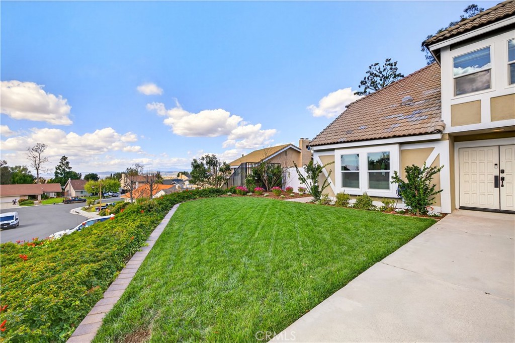 1070 South Road Runner Road Anaheim, CA 92807 - Photo 59 of 70