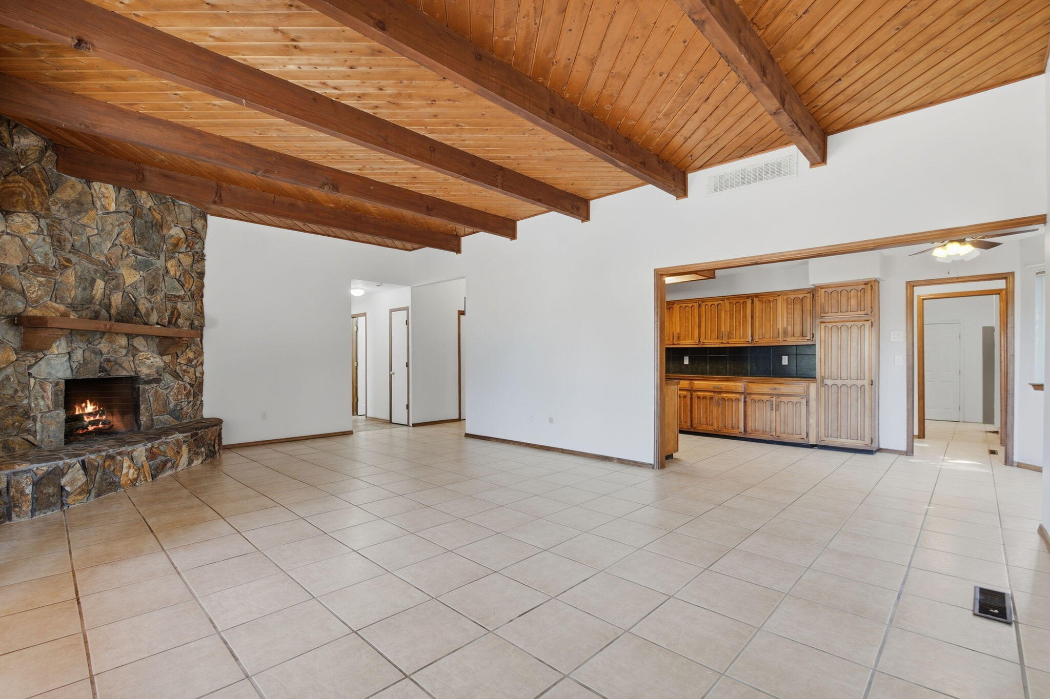 7309 Capulin Road Northeast Albuquerque, NM 87109 - Photo 5 of 40 Gallery Image 5