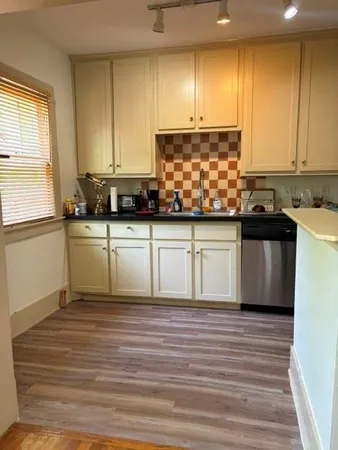 $1,350 | 1420 West 10th Street, Dallas, TX 75208