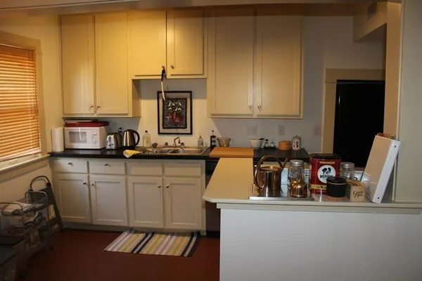 $1,350 | 1420 West 10th Street, Dallas, TX 75208