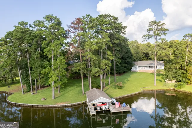 a view of an indoor swimming pool
