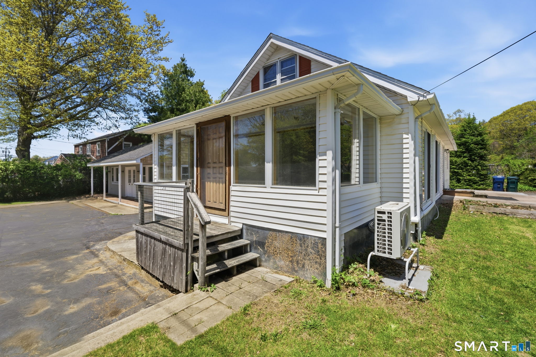 276 Shore Road Old Lyme, CT 06371 - Photo 2 of 38