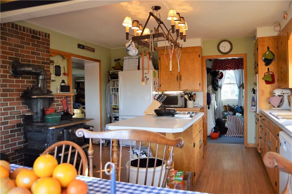 647 Union Road Waldoboro, ME 04572 - Photo 6 of 35 Photo
