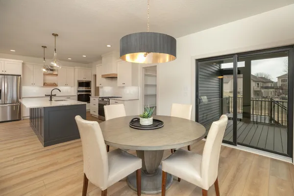 $869,900 | 516 Somerby Parkway Northeast, Byron, MN 55920