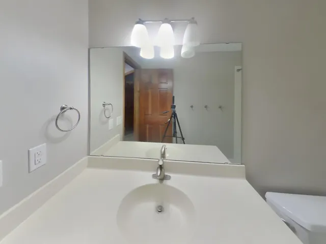 $3,669 | 12320 43rd Avenue North, Plymouth, MN 55442