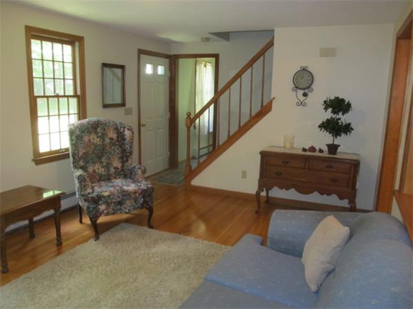 200 New Boston Road Sturbridge, MA 01566 - Photo 4 of 13