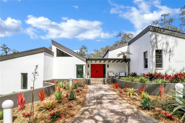 a front view of house with yard