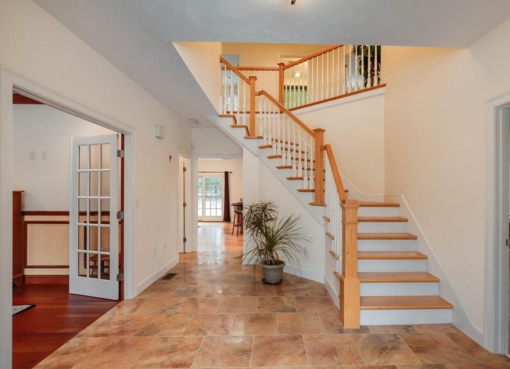154 Brooks Station Road Princeton, MA 01541 - Photo 4 of 40 a view of entryway and hall