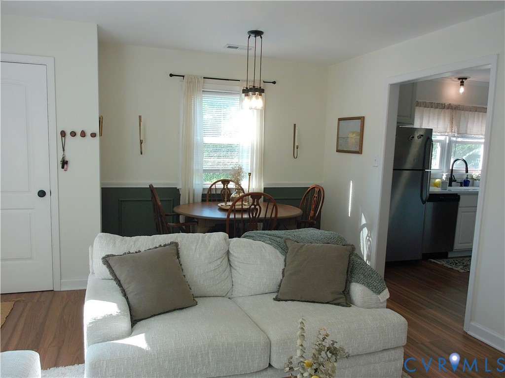 3284 Chickahominy Road Toano, VA 23168 - Photo 7 of 26 Wood-finish flooring throughout